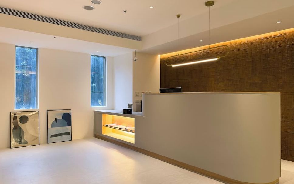 프론트 데스크 사진