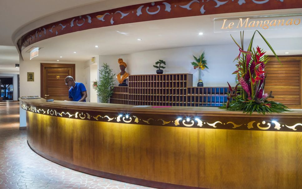 프론트 데스크 사진