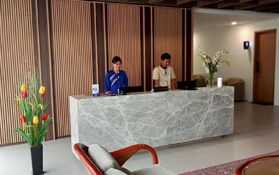 프론트 데스크 사진