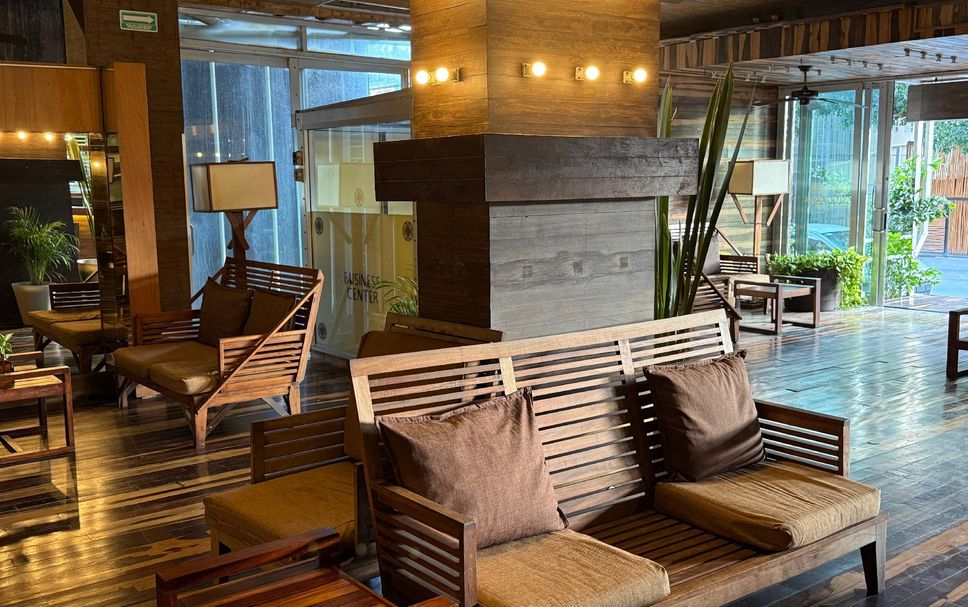 프론트 데스크 사진