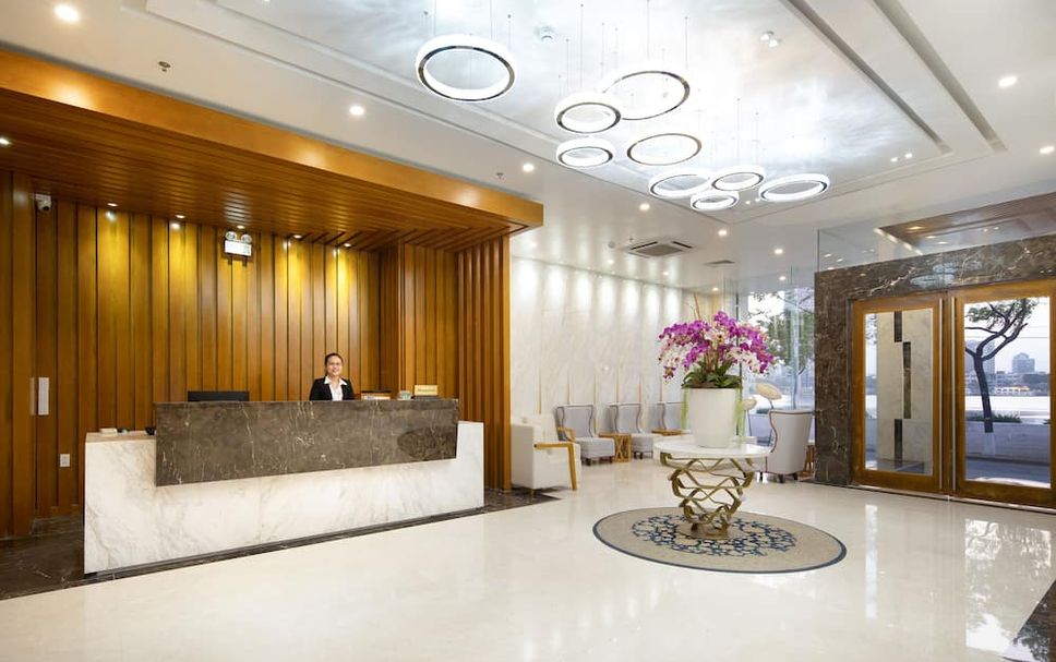 프론트 데스크 사진