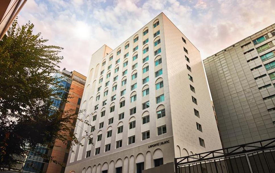 더 코노셔 레지던스 호텔, 서울 | 호텔스컴바인 (The Connoisseur Residence Hotel)