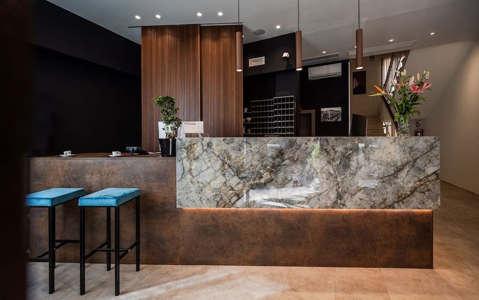 프론트 데스크 사진