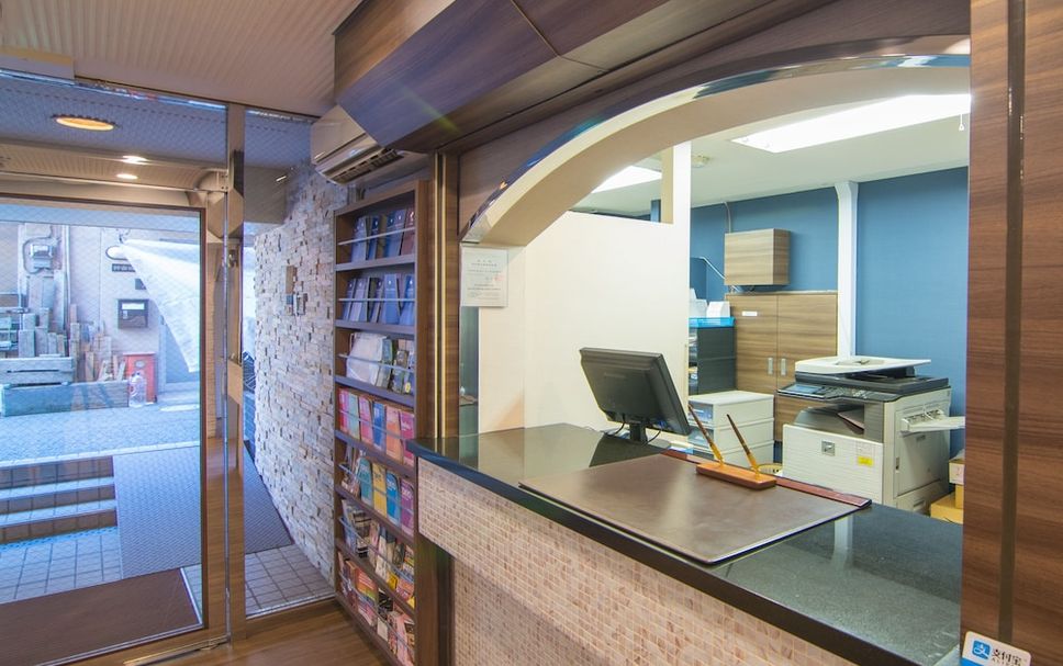 프론트 데스크 사진