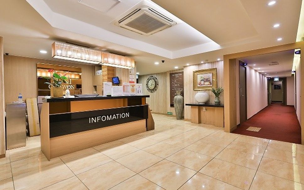 프론트 데스크 사진