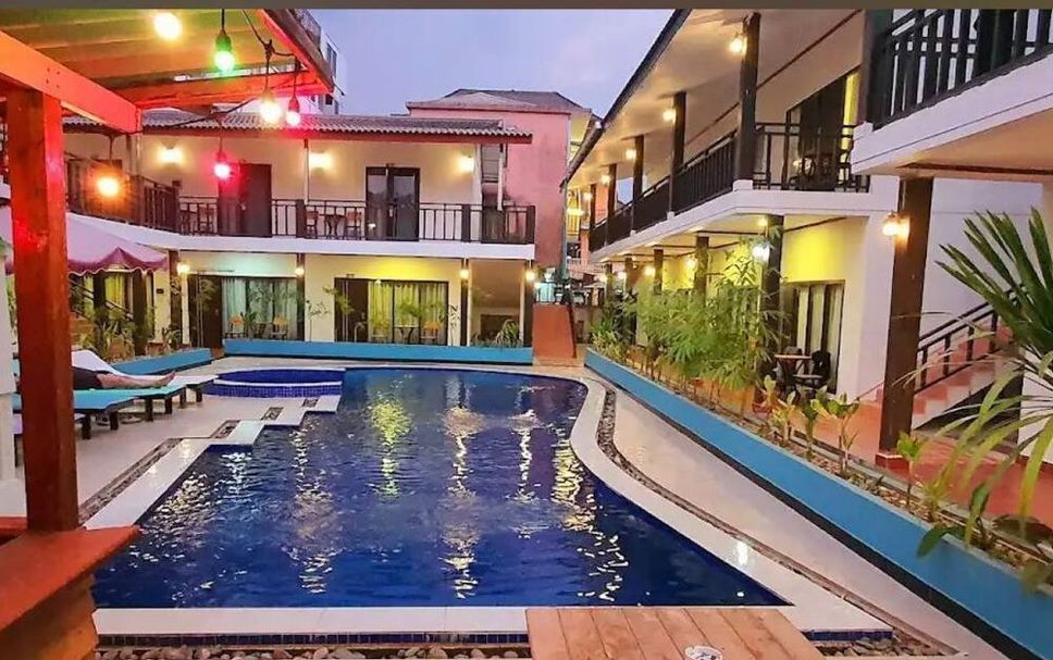 수영장 사진