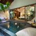 수영장