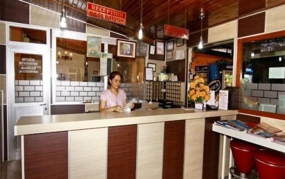 프론트 데스크 사진