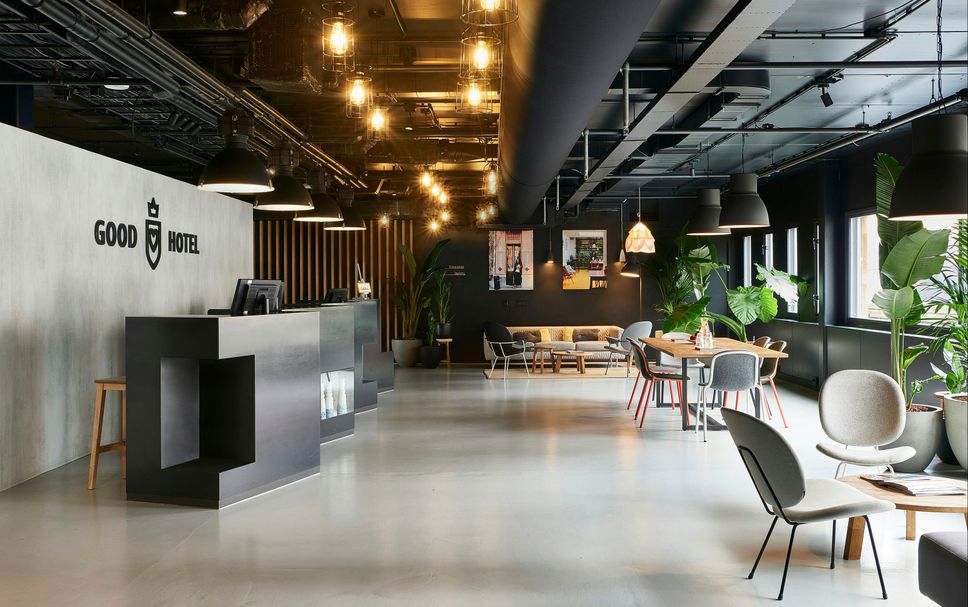 프론트 데스크 사진