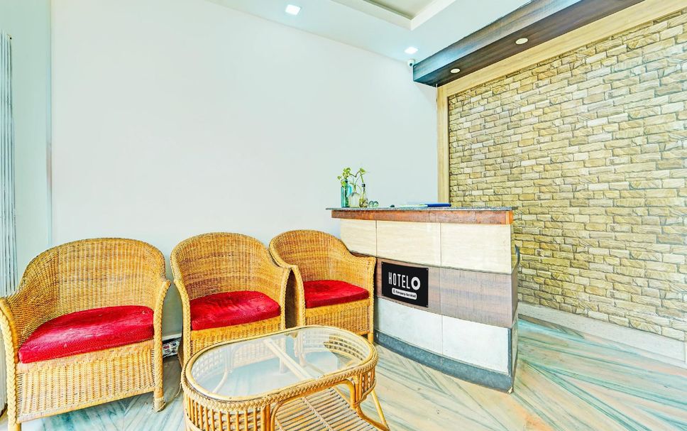 프론트 데스크 사진