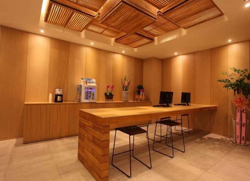 프론트 데스크 사진