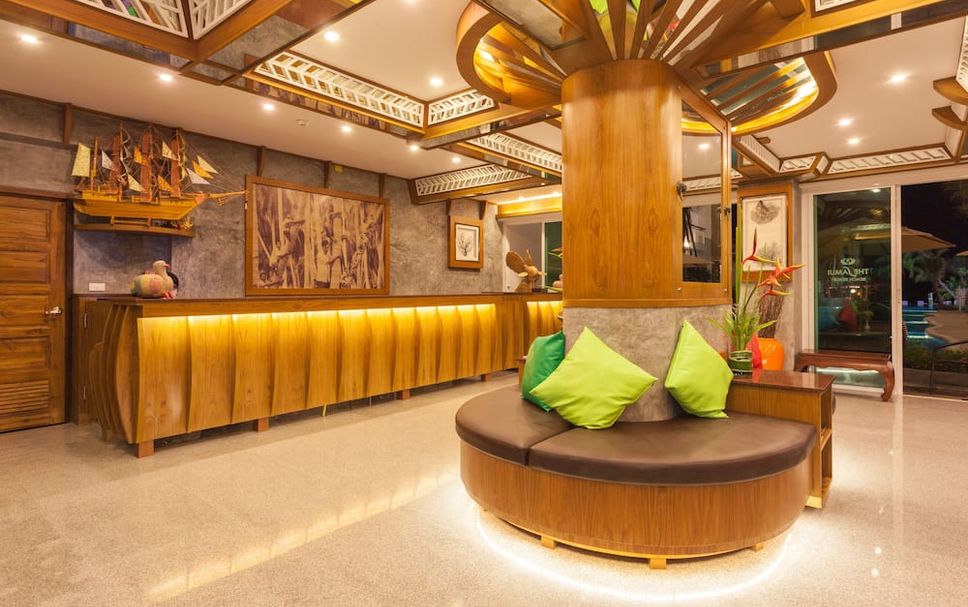 프론트 데스크 사진