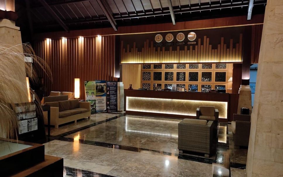 프론트 데스크 사진