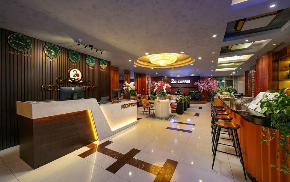 프론트 데스크 사진