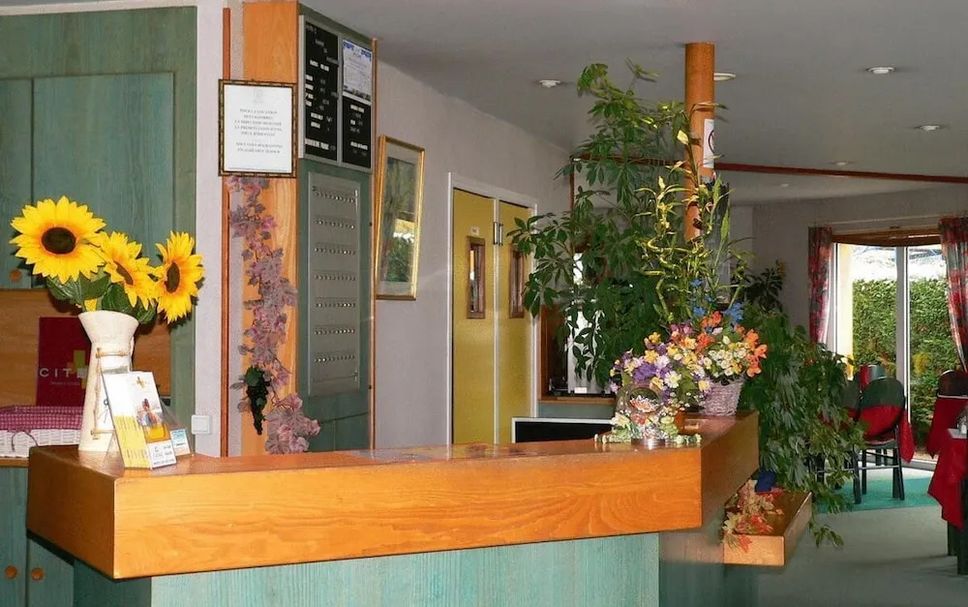 프론트 데스크 사진