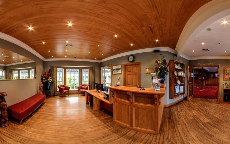 프론트 데스크 사진