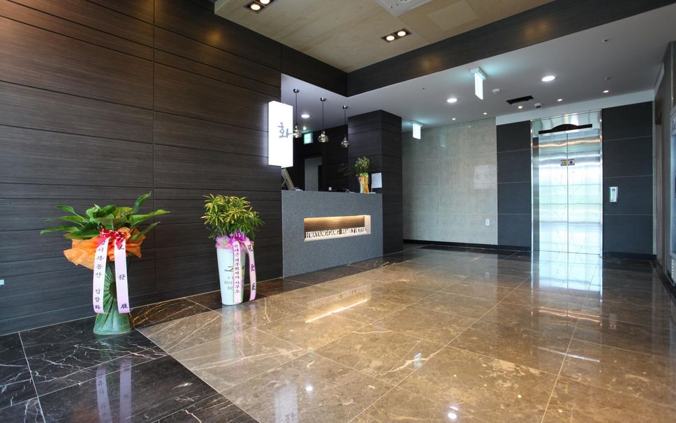 프론트 데스크 사진