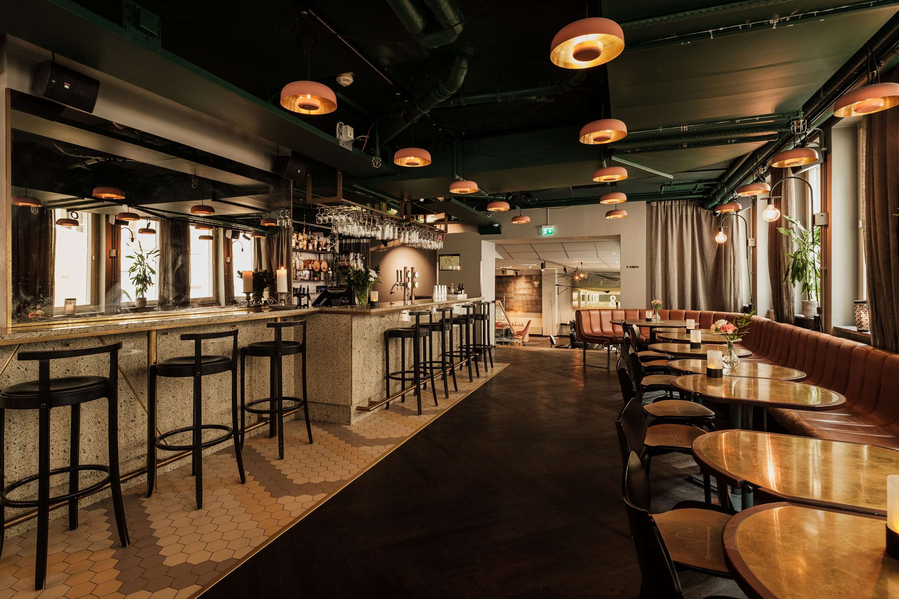 바 사진