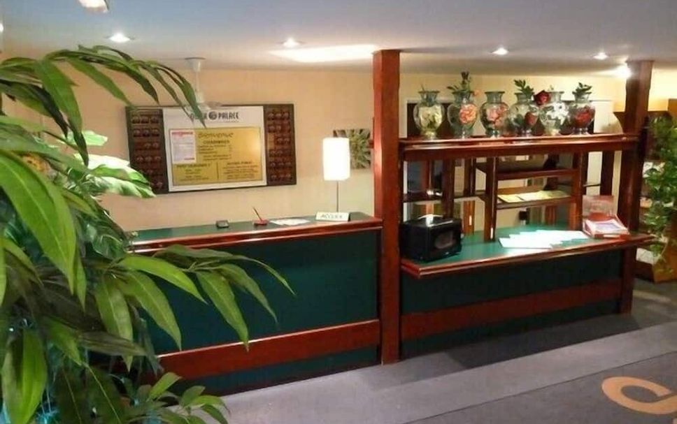 프론트 데스크 사진