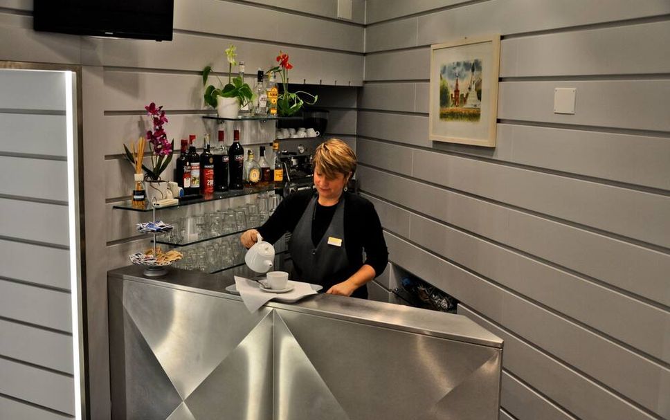 프론트 데스크 사진