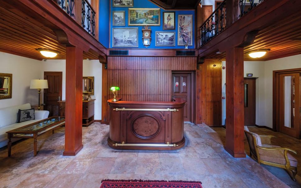 프론트 데스크 사진