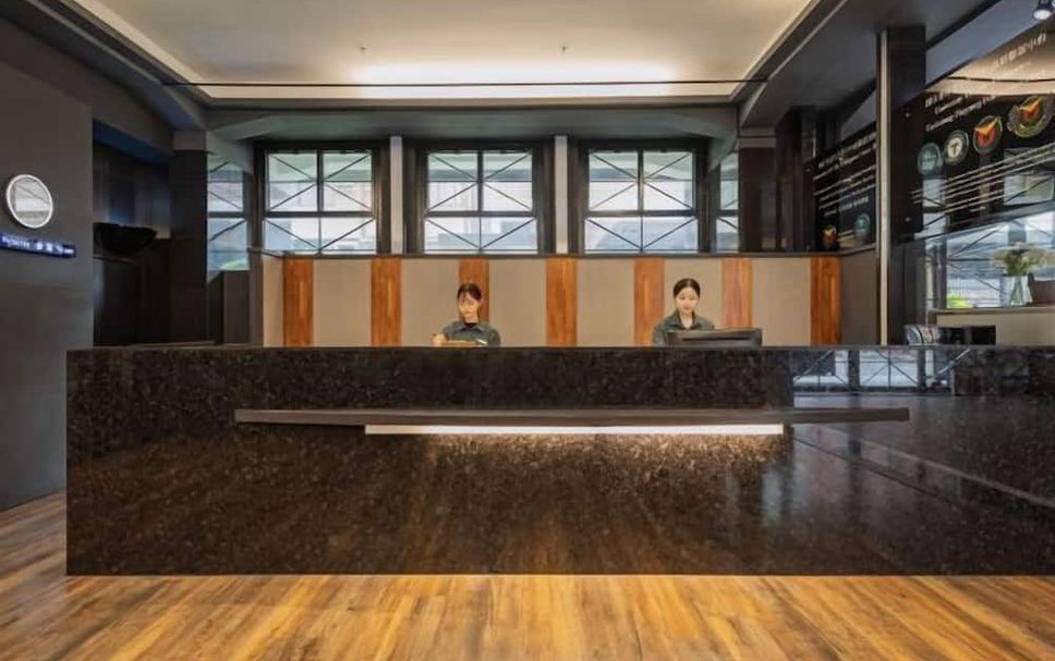 프론트 데스크 사진