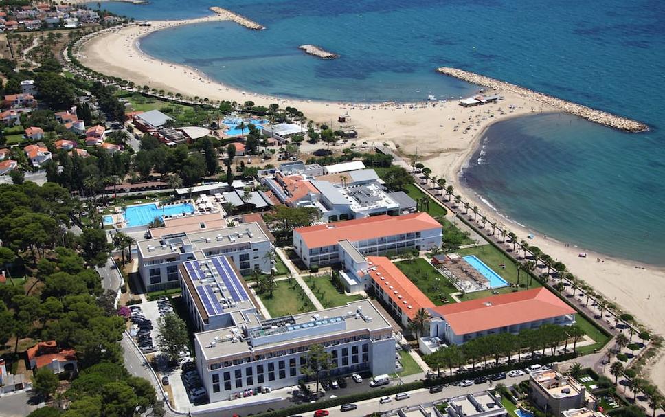 에스티발 엘도라도 리조트, 캄브릴스 | 호텔스컴바인 (Estival Eldorado Resort)