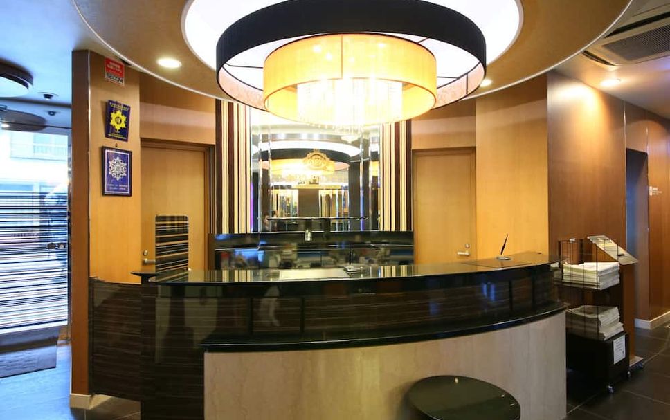 프론트 데스크 사진