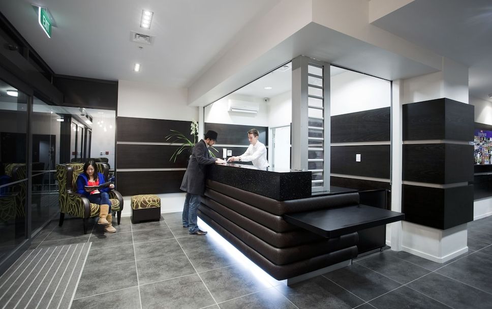 프론트 데스크 사진