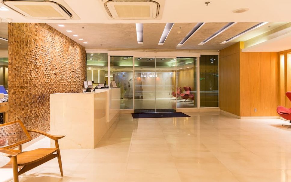 프론트 데스크 사진