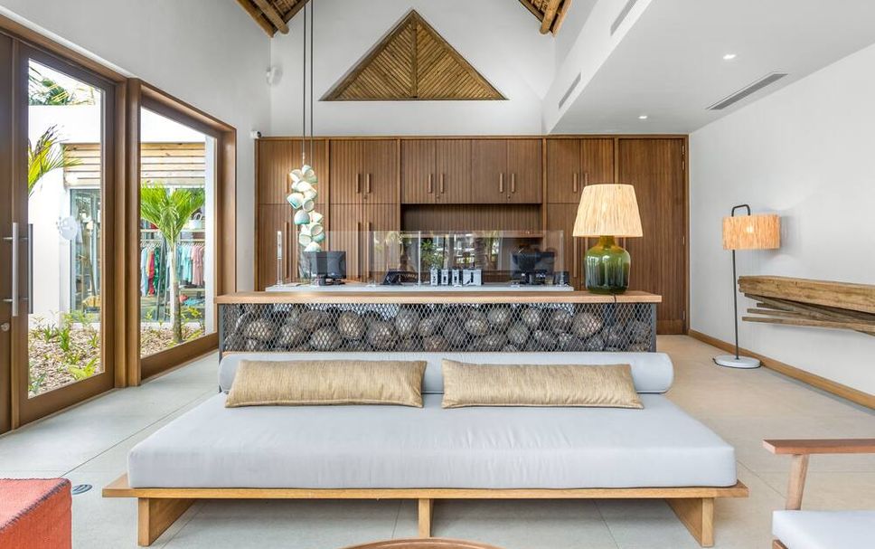 프론트 데스크 사진