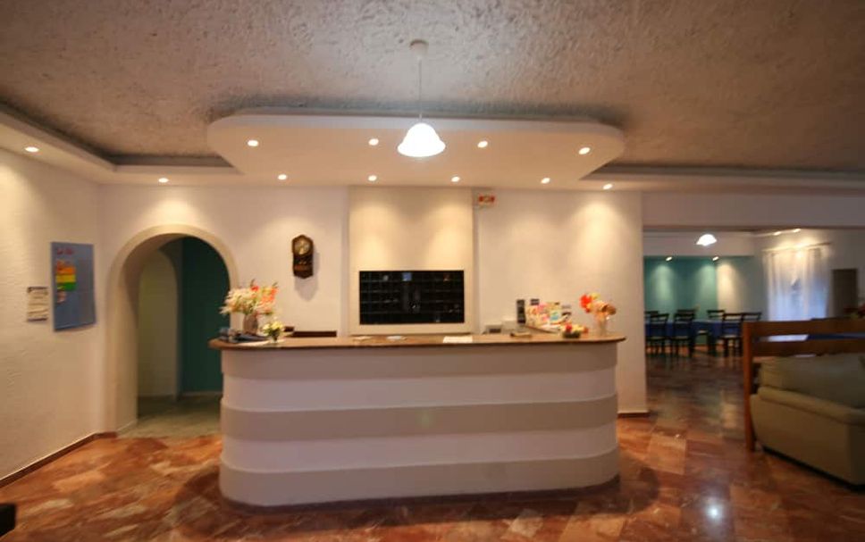 프론트 데스크 사진