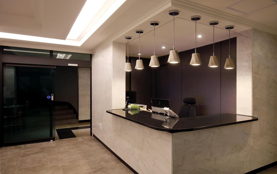 프론트 데스크 사진