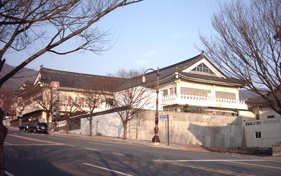 건물 사진